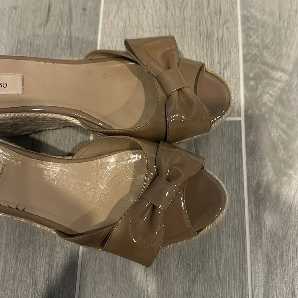 Valentino Garavani Patent Leather Espadrilles Size 41 US 9.5